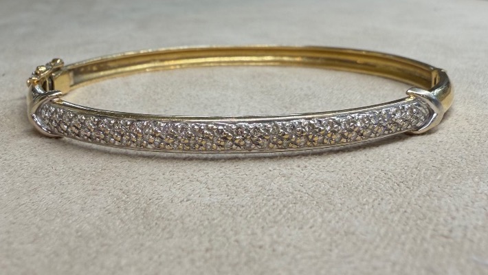 Diamond Bangle Bracelet-photo-4