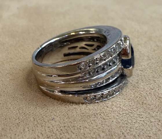Bague bandeau saphir et diamants-photo-3