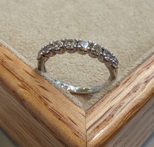 Half-wedding Band Ring