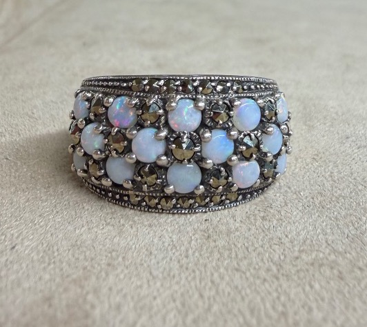 Bague bandeau opale