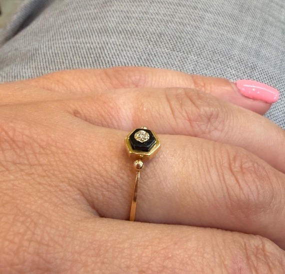 Onyx And Diamond Ring-photo-4