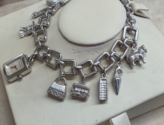 Burberry Charms Watch-photo-2