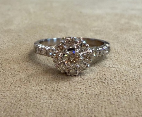 Pompadour Diamond Ring