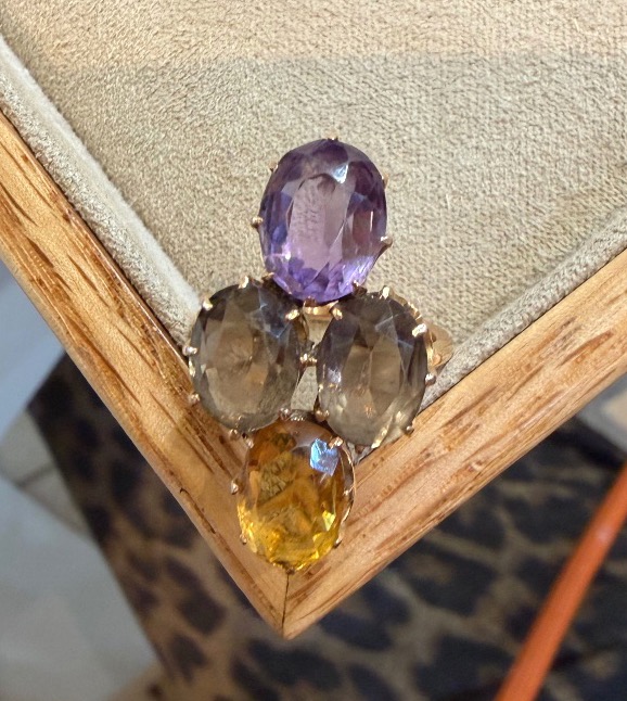 Diamond-shaped Ring-photo-4