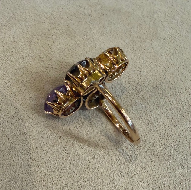 Diamond-shaped Ring-photo-2