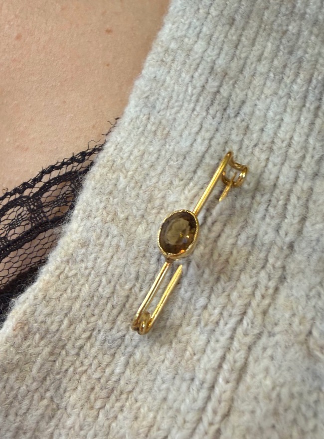 Brooch-photo-4