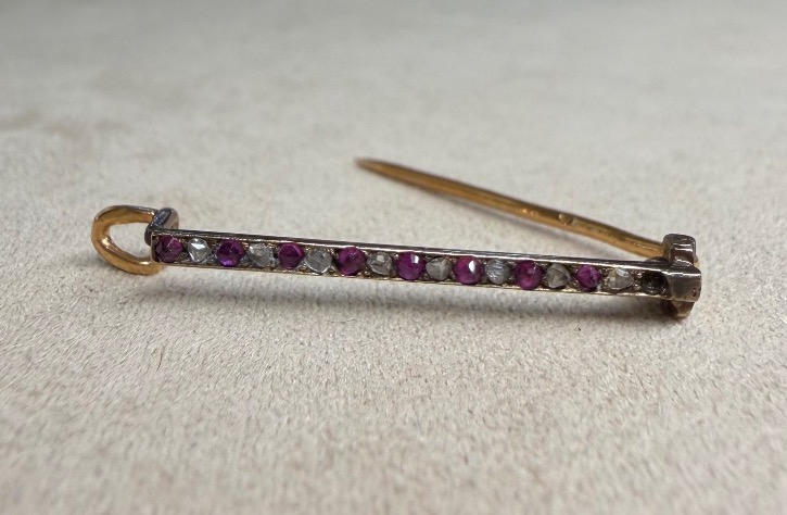Line Pin-photo-3