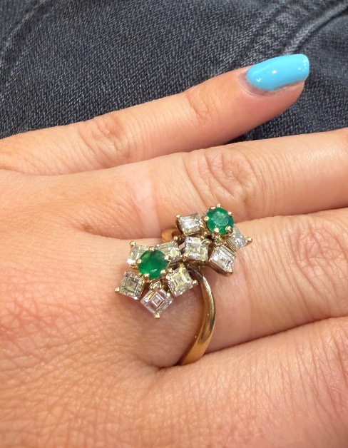 Bague emeraudes et diamants