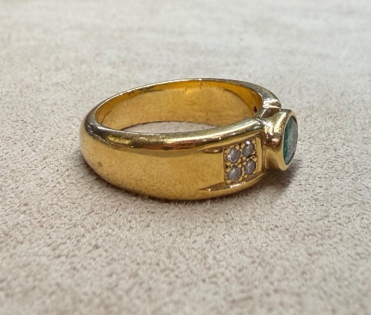 Emerald And Diamond Ring-photo-2