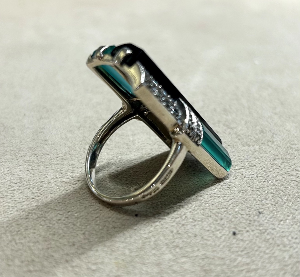 Rectangular Onyx Ring -photo-1