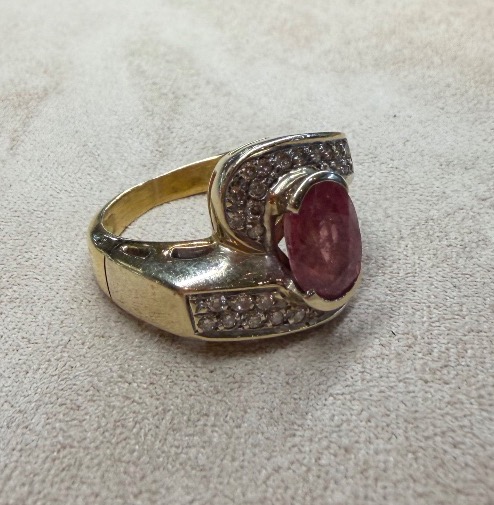 bague entrelacé d'un saphir rose-photo-2