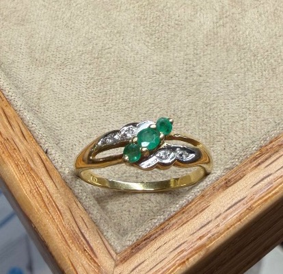 Emerald And Diamond Ring-photo-4