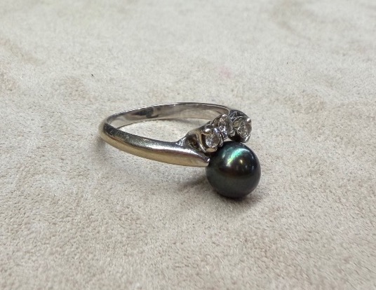 Gray Pearl And Diamond Ring-photo-3