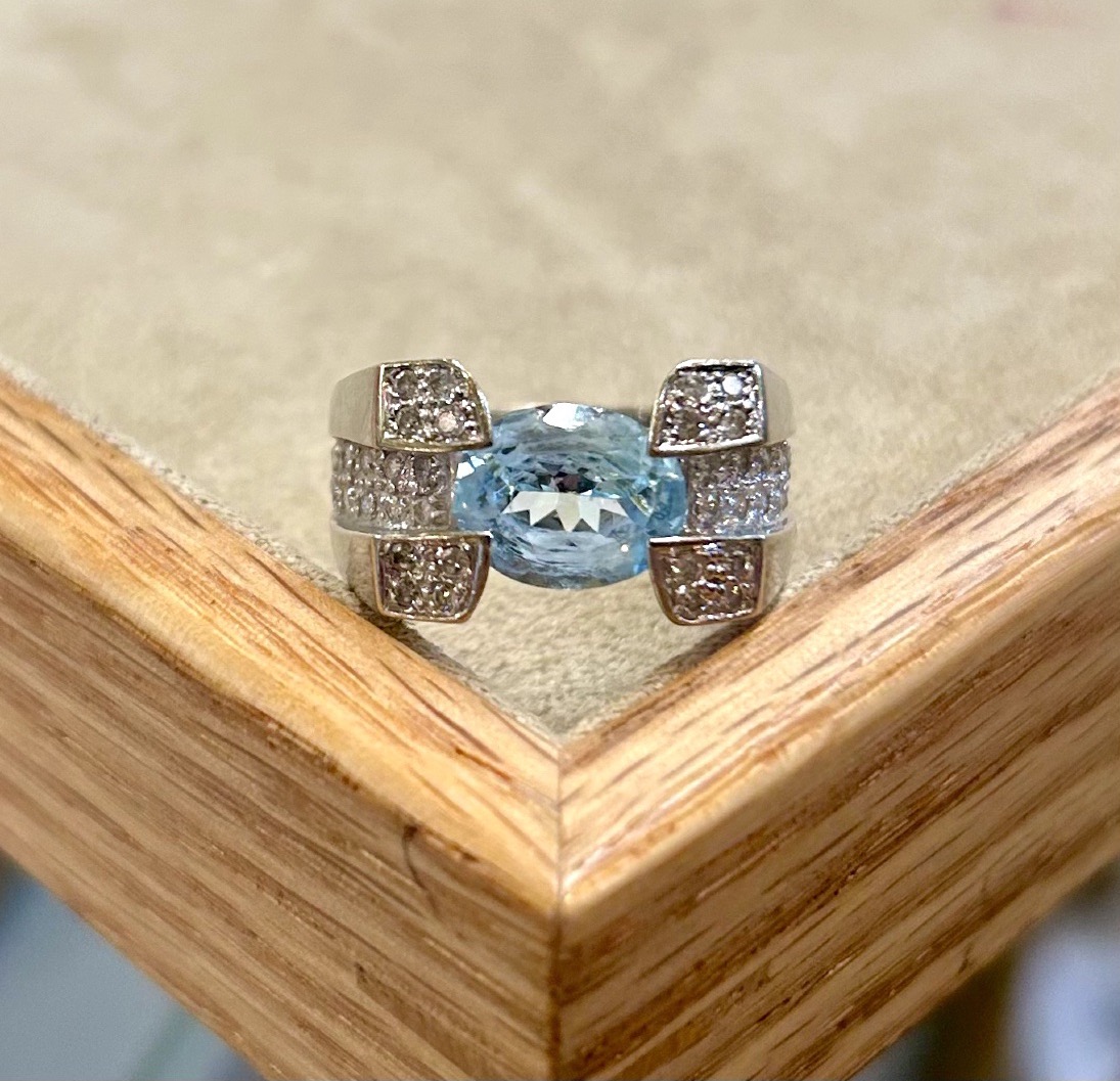 Bague Or et Topaze