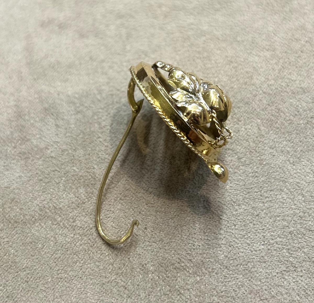Boucle d'oreille -photo-1