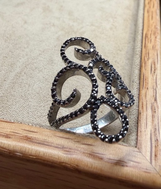 Interlaced Ring-photo-4