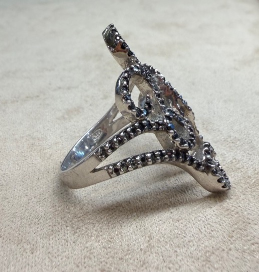 Interlaced Ring-photo-3