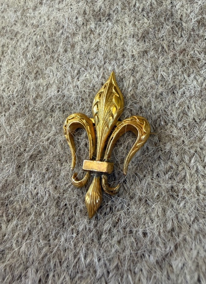 Fleur-de-lis Brooch