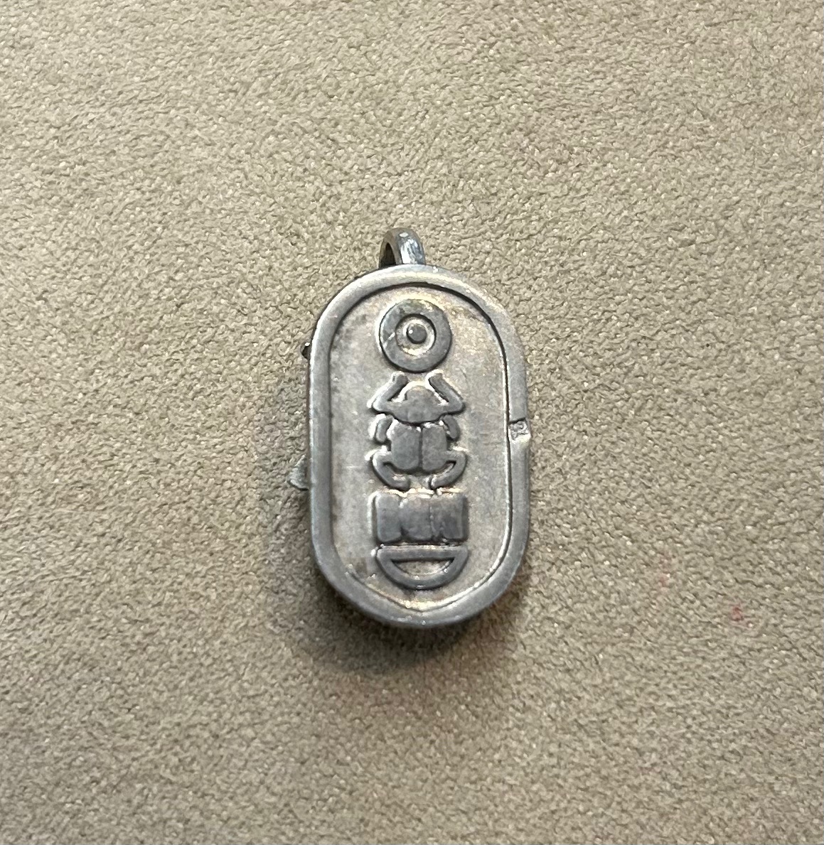 Pendentif scarabée email-photo-1