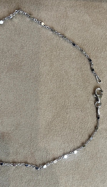 Silver Necklace -photo-1