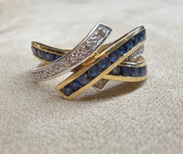 Bague entrelacée