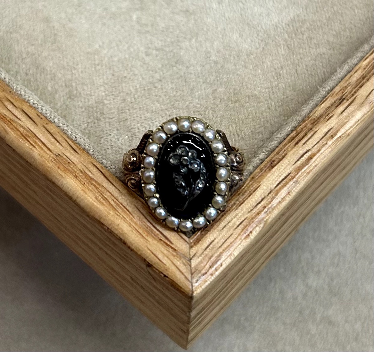Pearls Ring-photo-4