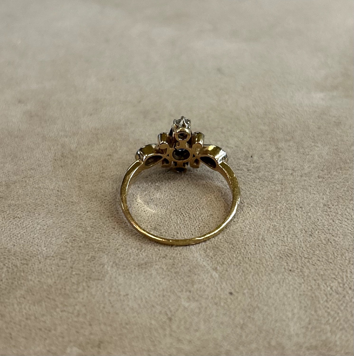 Sapphire & Diamond Ring-photo-3