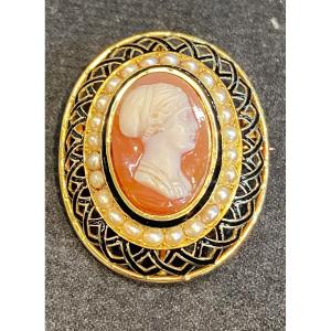Cameo Brooch Enamel And Fine Pearls