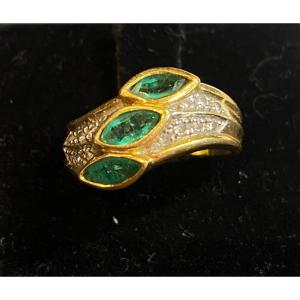 Bague émeraudes Navette et diamants