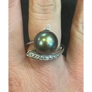 Gray Pearl And Diamond Ring 