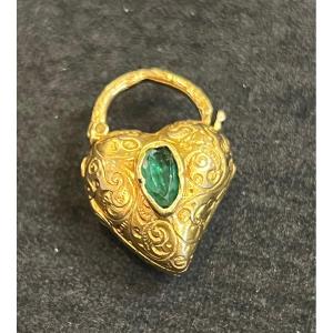 Cassolette Emerald Heart Pendant 