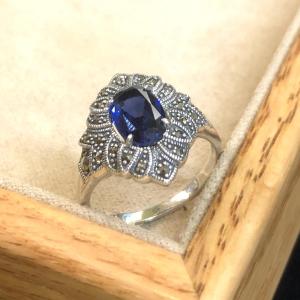 Bague Pierre bleue et zircon