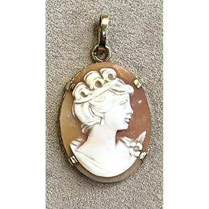 pendentif camée 