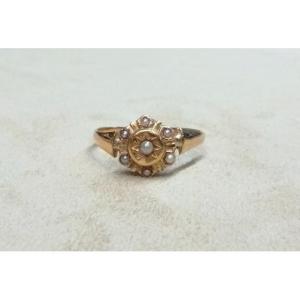 Bague avec perles fines