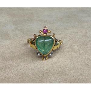 Bague emeraude, rubis et roses de diamants