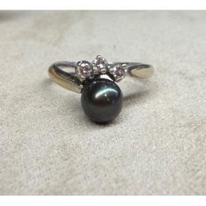 Bague perle grise et diamants
