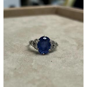 Sapphire & Diamond Ring