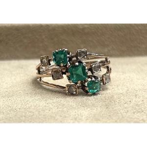 Gold Ring With Green Stone