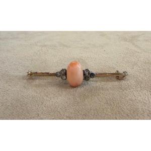 Broche corail et roses de diamants