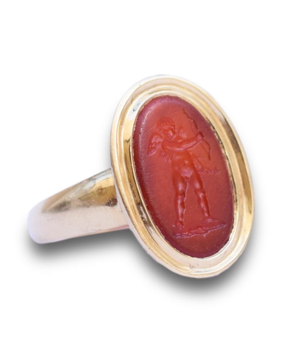 Neoclassical Gold Ring With An Intaglio Of Cupid. French, 19th Century.-photo-4