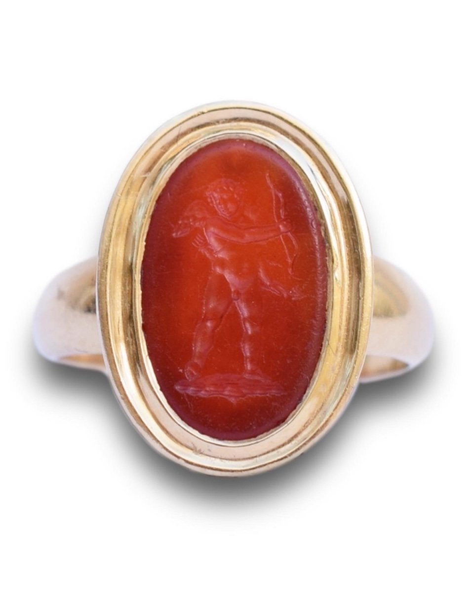 Neoclassical Gold Ring With An Intaglio Of Cupid. French, 19th Century.