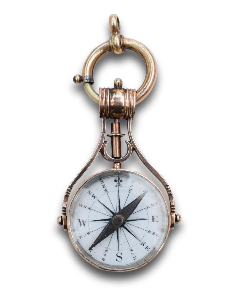 A Swivelling Gold Fob Seal With A Compass. English, Mid 19th Century.