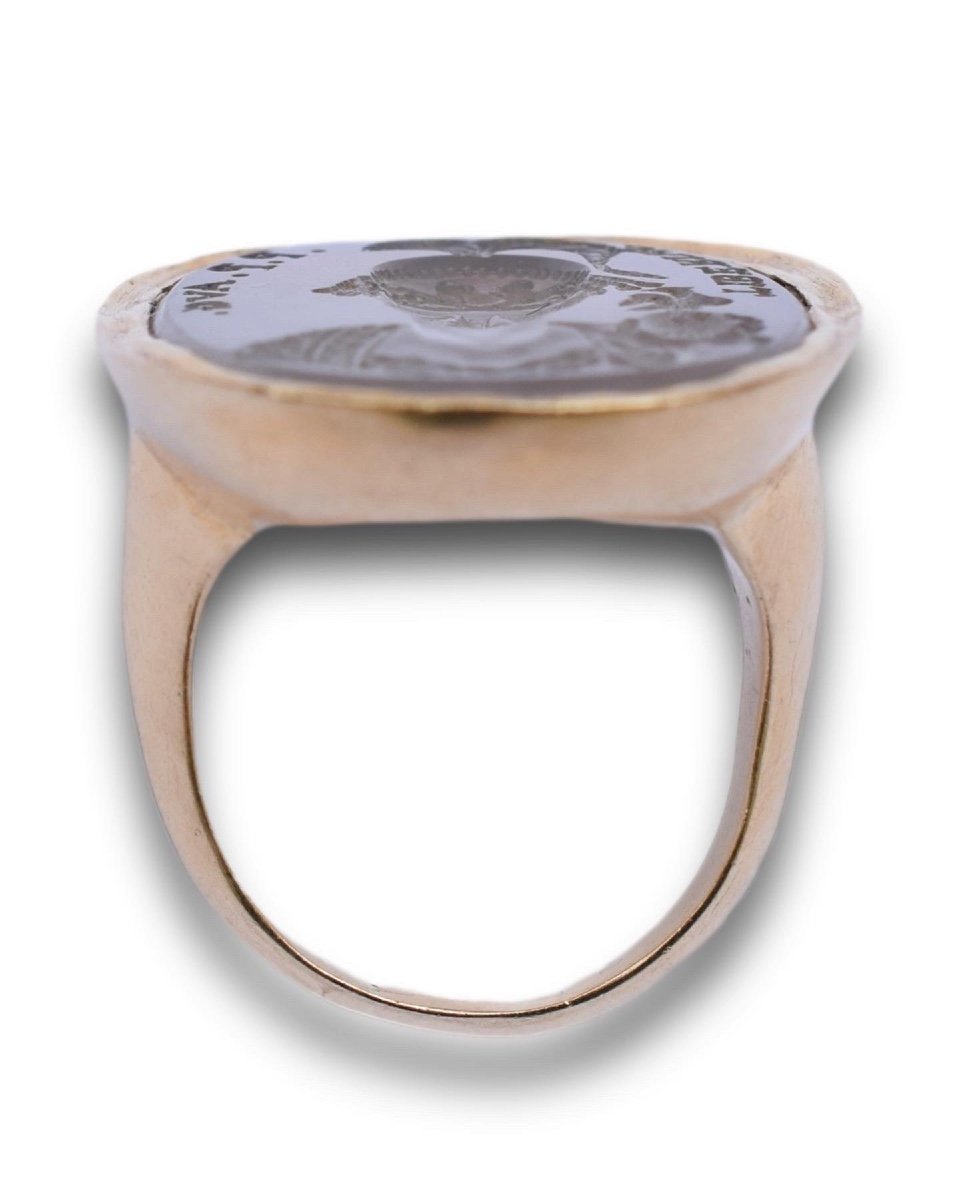 Gold Ring Set With A Chalcedony Intaglio Of Emperor Tiberius III Absimarus.-photo-4