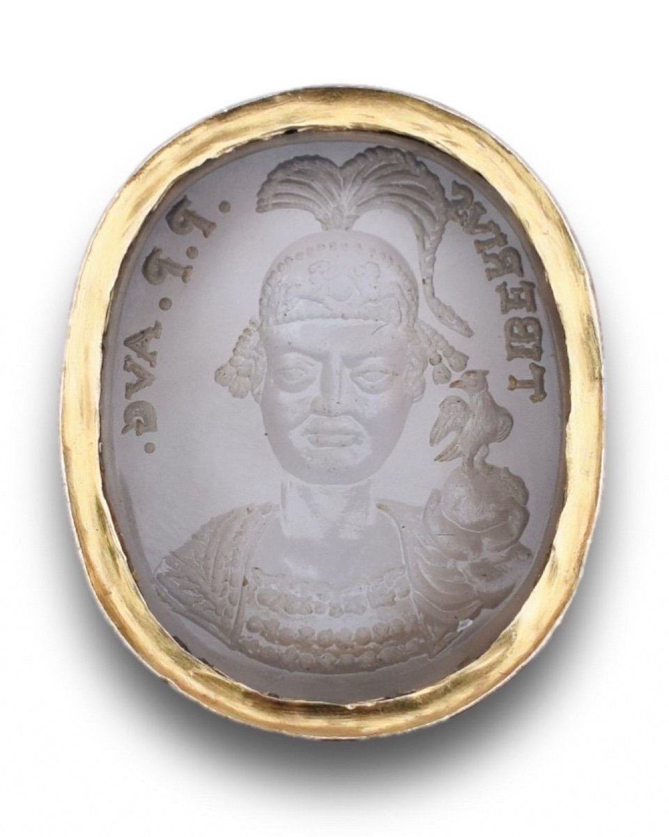 Gold Ring Set With A Chalcedony Intaglio Of Emperor Tiberius III Absimarus.-photo-6