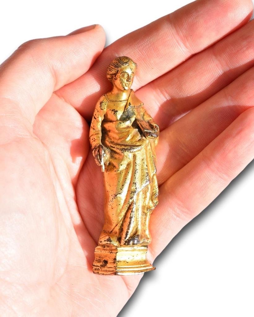 Small Gilt Bronze Sculpture Of Saint Catherine. Italian, Early 15th Century.-photo-5