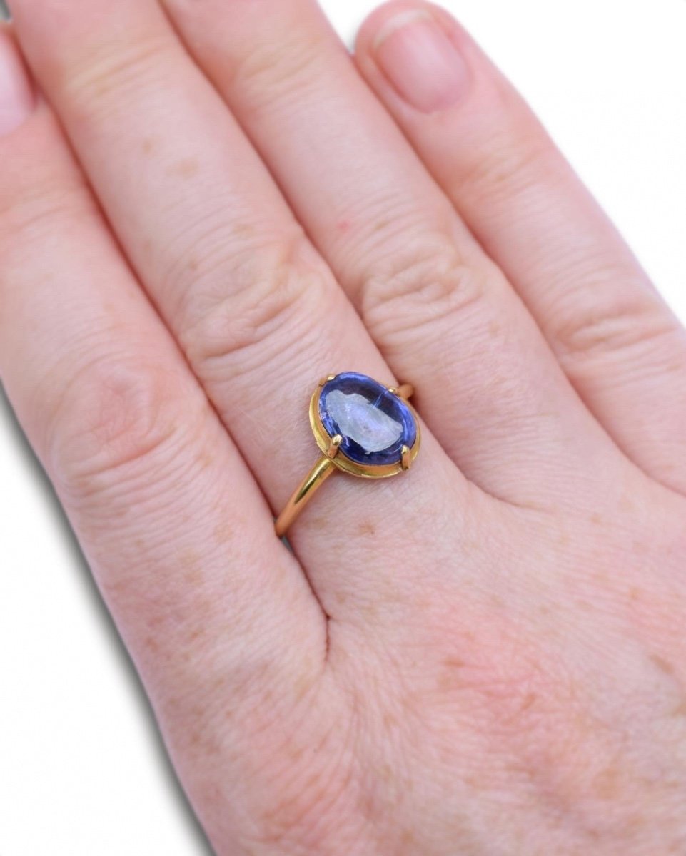 Bague Saphir Cabochon Extrêmement Fine Et Importante. Anglais, XIIIe Siècle.-photo-4