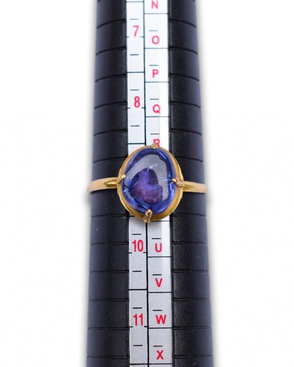 Bague Saphir Cabochon Extrêmement Fine Et Importante. Anglais, XIIIe Siècle.-photo-8