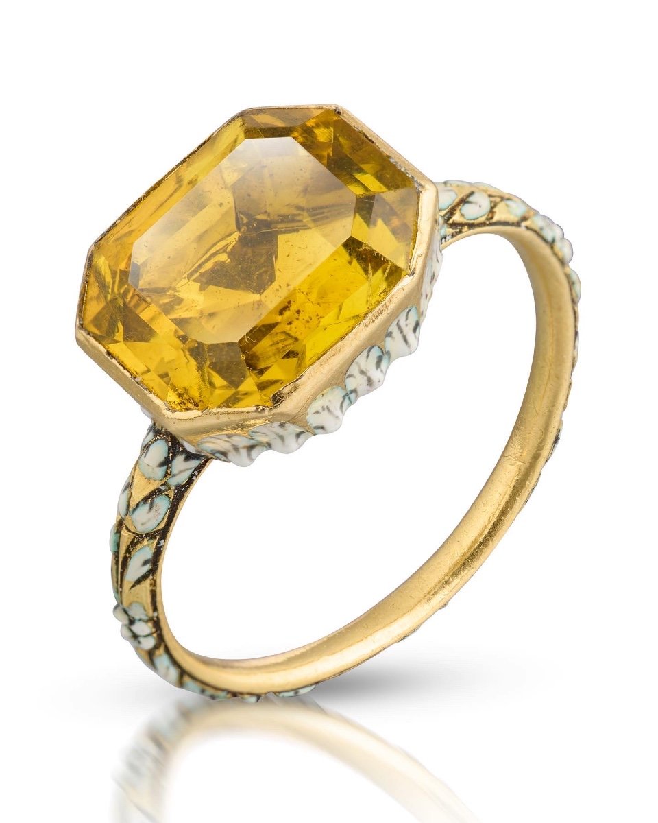 Rare Enamelled Gold Ring Set With A Large Yellow Paste. English, 17th Century.