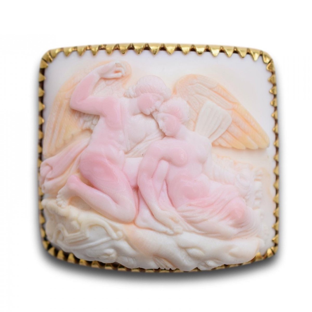 Fine Shell Cameo Pendant Of Cupid And Psyche. Italian, C.1820. 