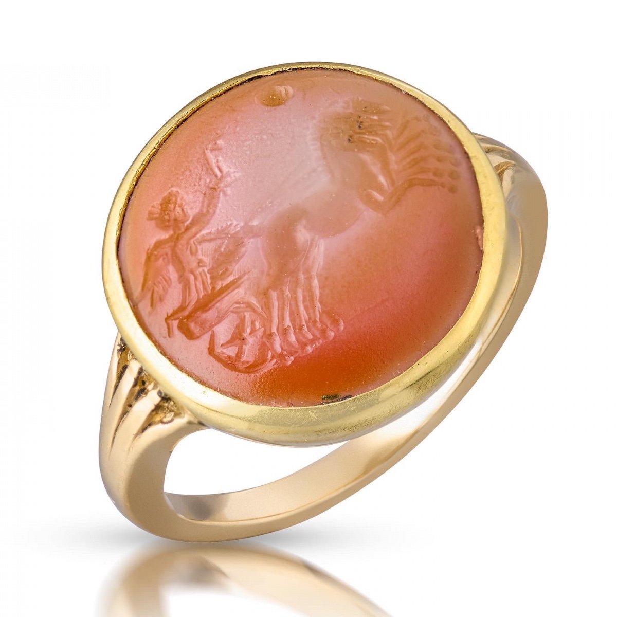 Gold Ring With An Ancient Intaglio Of Victory. Roman, 1st - 2nd Century.-photo-1